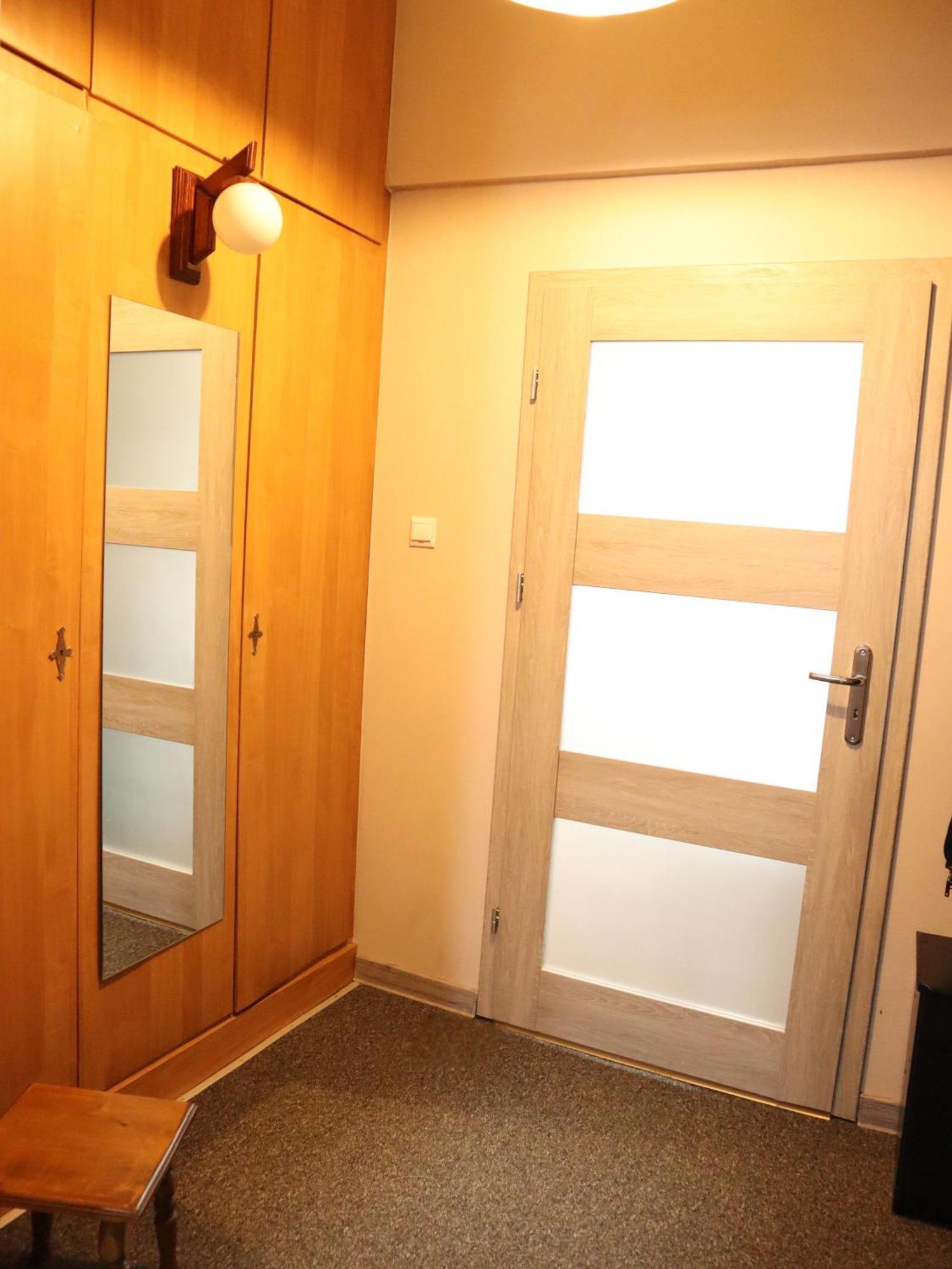 Appartement 555 Flat - 55 M² Mieszkanie, 5 Min - Dworzec Glowny