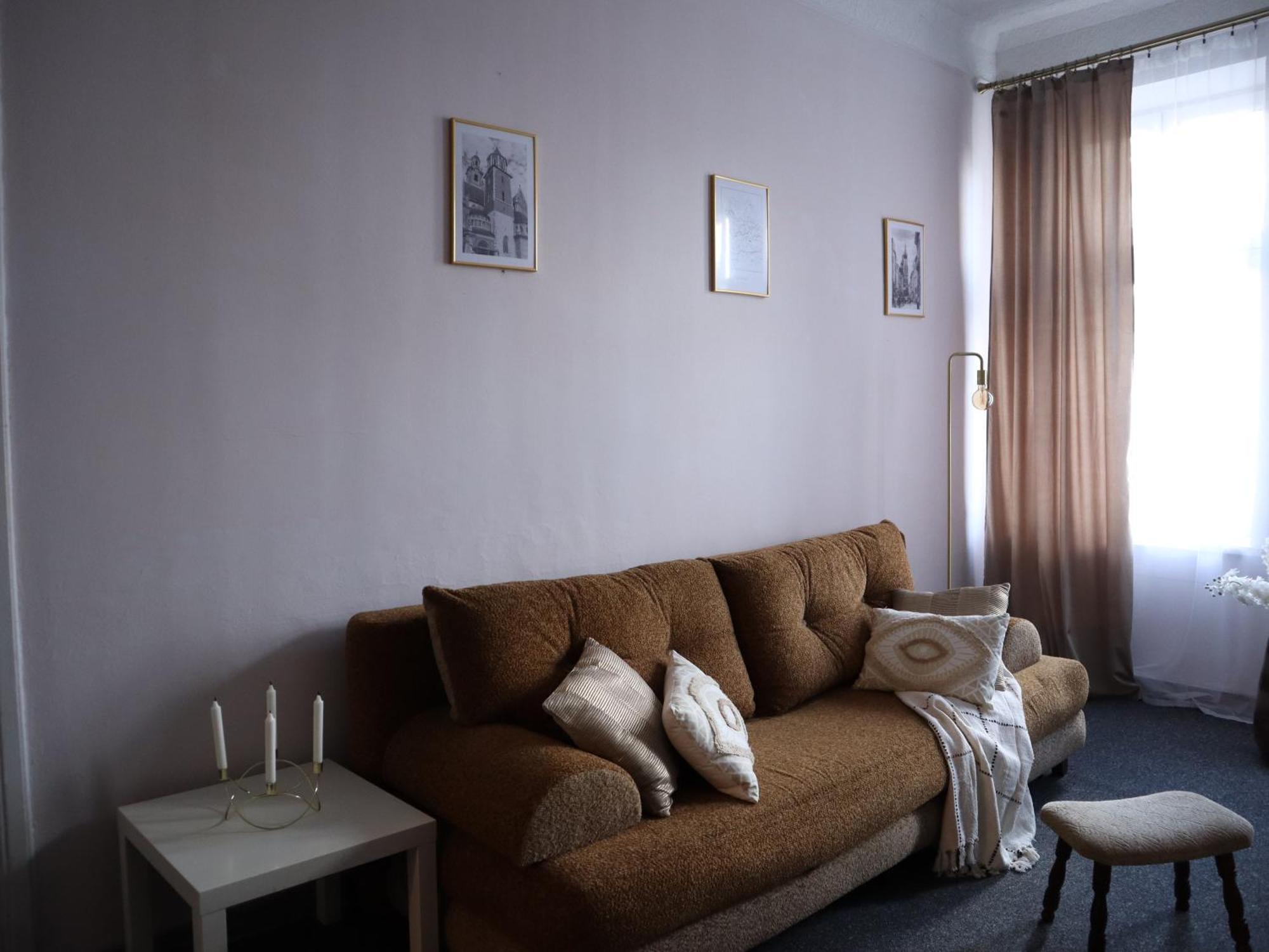 555 Flat - 55 M² Mieszkanie, 5 Min - Dworzec Glowny Appartement